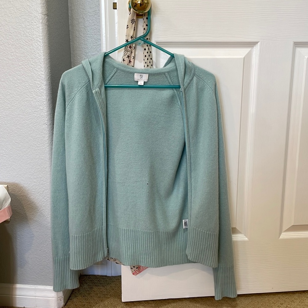 100% cashmere blue zip up sweater